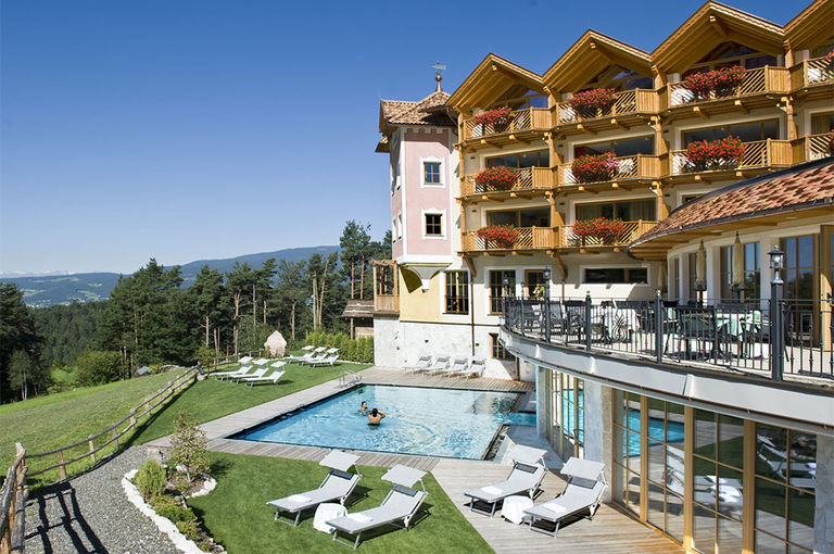 4 Sterne S Alpin Relax Hotel Chalet Tianes 39040 Kastelruth - Seiseralm - Dolomiten in Südtirol
